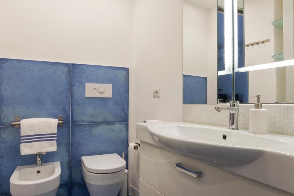 Casablu, Un Delizioso Bilocale Sulla Baia Di Naxos Apartment Giardini Naxos Ngoại thất bức ảnh